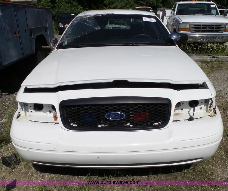 image for item J4078 2008 Ford Crown Victoria Police Interceptor