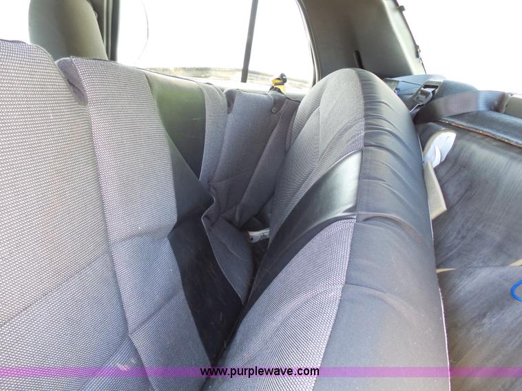 image for item J4078 2008 Ford Crown Victoria Police Interceptor