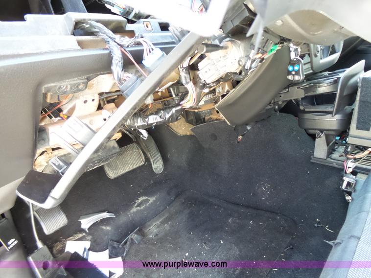 image for item J4078 2008 Ford Crown Victoria Police Interceptor