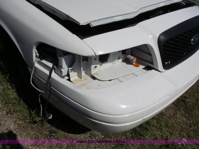 image for item J4078 2008 Ford Crown Victoria Police Interceptor