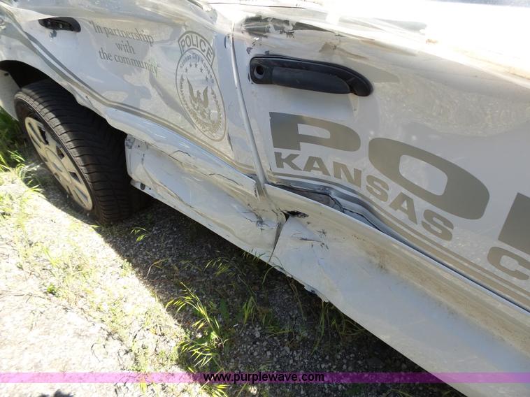 image for item J4078 2008 Ford Crown Victoria Police Interceptor