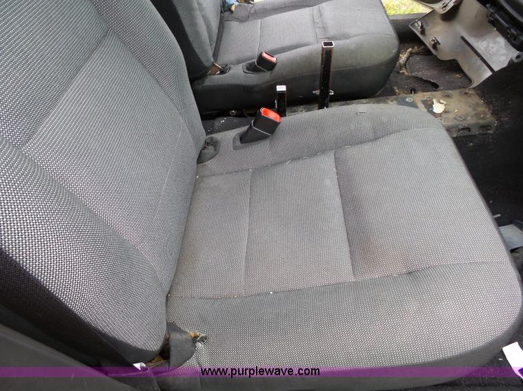 image for item J4080 2006 Ford Crown Victoria