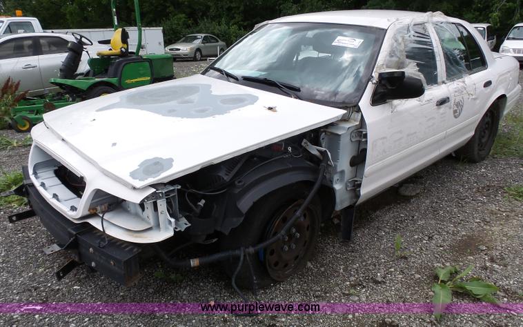 image for item J4081 2008 Ford Crown Victoria Police Interceptor