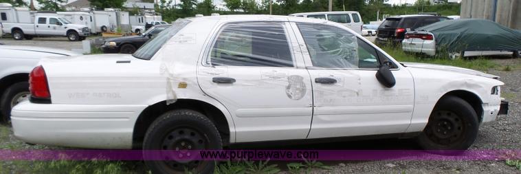 image for item J4081 2008 Ford Crown Victoria Police Interceptor