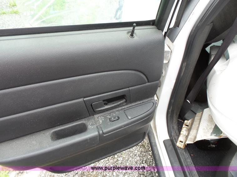 image for item J4081 2008 Ford Crown Victoria Police Interceptor