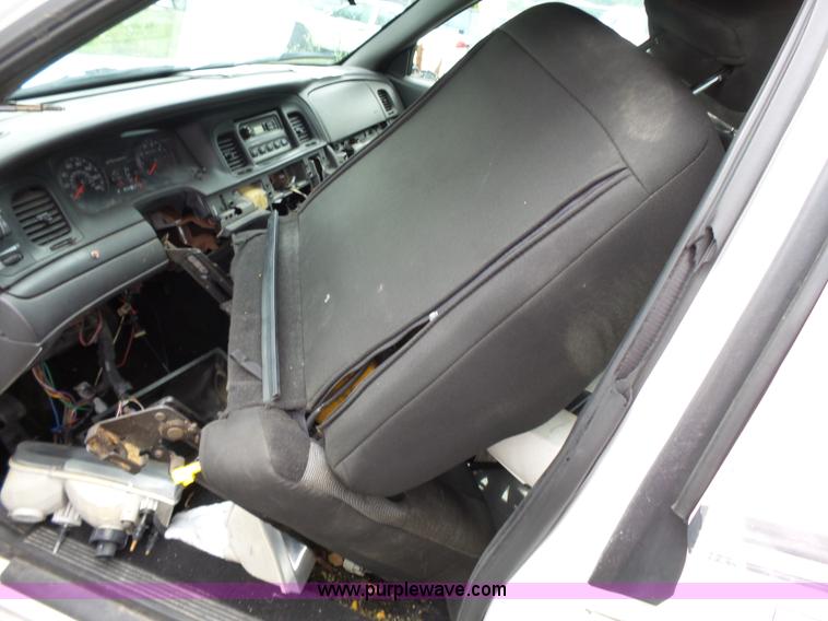 image for item J4081 2008 Ford Crown Victoria Police Interceptor