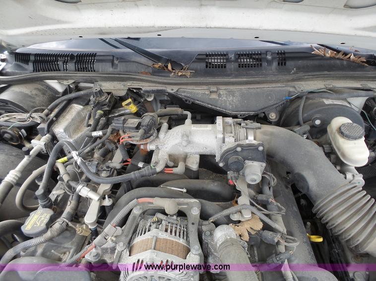 image for item J4081 2008 Ford Crown Victoria Police Interceptor