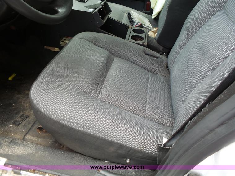 image for item J4082 2011 Ford Crown Victoria Police Interceptor