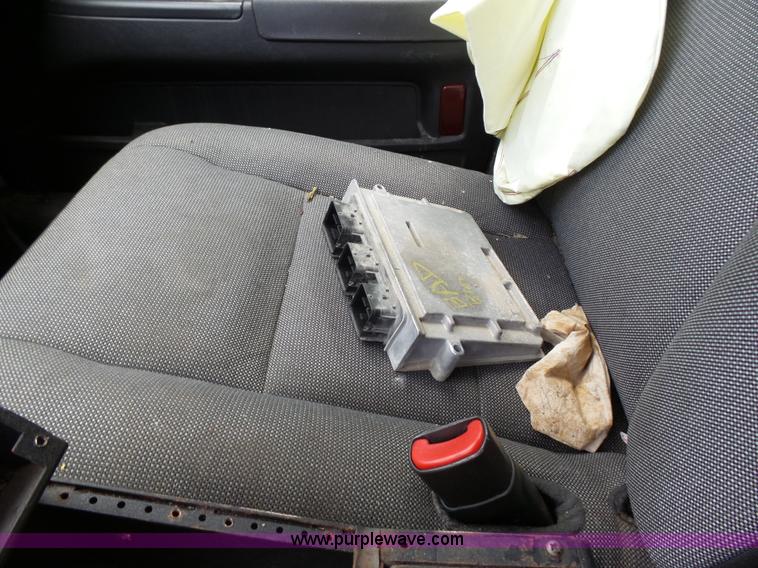 image for item J4082 2011 Ford Crown Victoria Police Interceptor