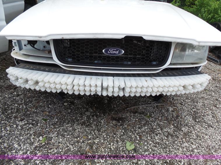 image for item J4082 2011 Ford Crown Victoria Police Interceptor