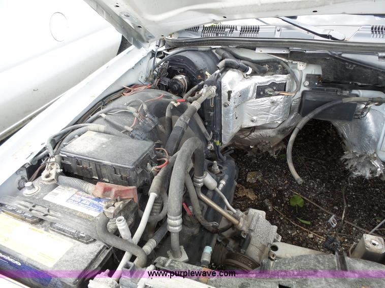 image for item J4082 2011 Ford Crown Victoria Police Interceptor