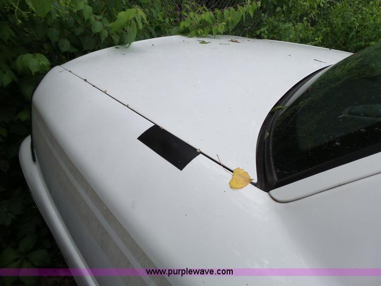 image for item J4082 2011 Ford Crown Victoria Police Interceptor