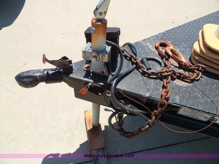 image for item J4861 1997 Mobile power line telescopic tower and trailer