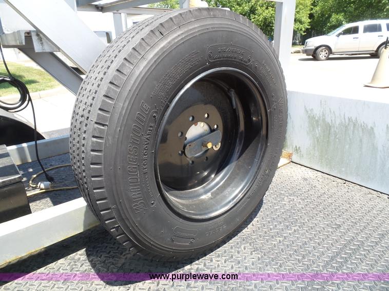 image for item J4861 1997 Mobile power line telescopic tower and trailer