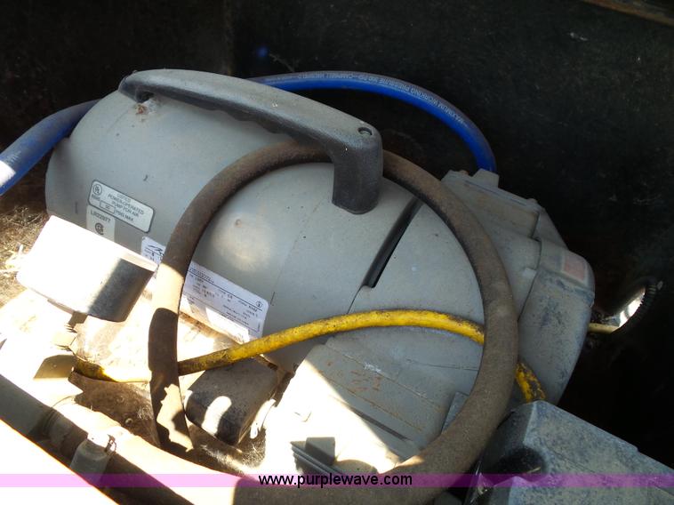 image for item J4861 1997 Mobile power line telescopic tower and trailer