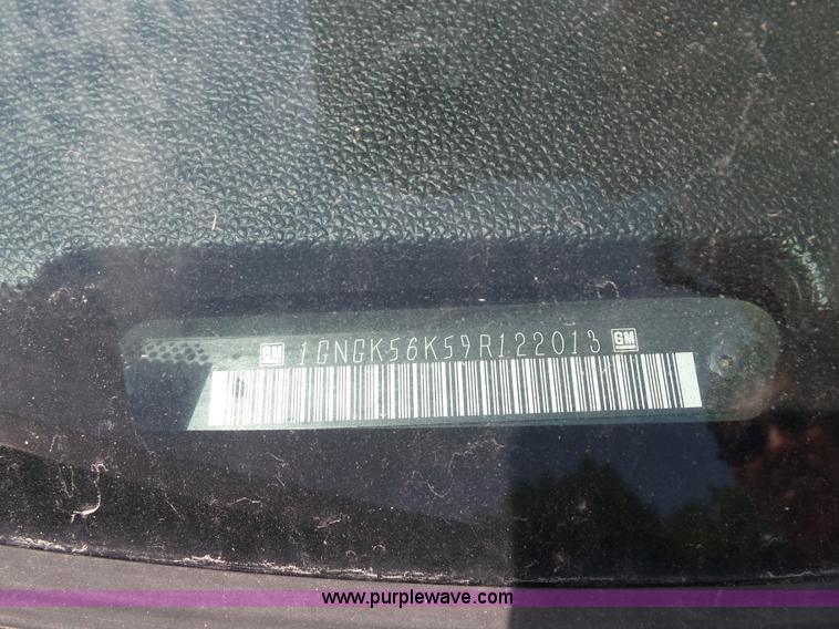 image for item J4862 2009 Chevrolet Suburban 2500 SUV