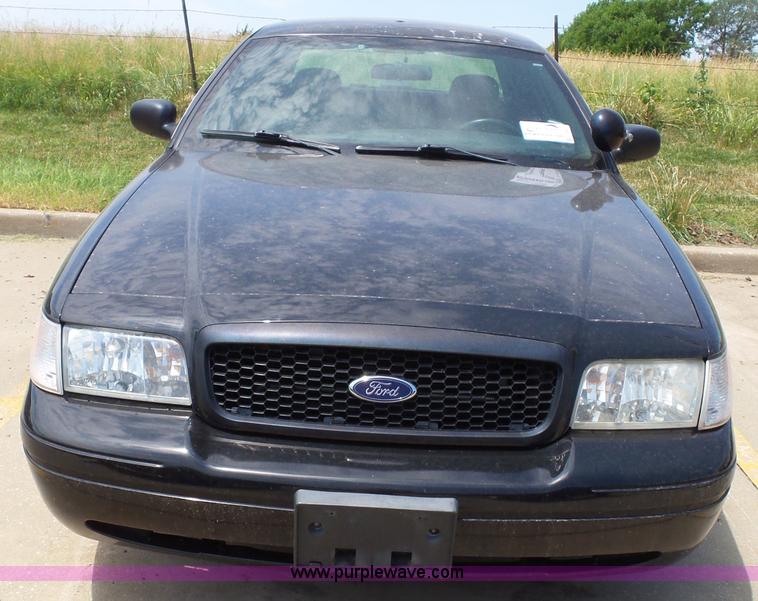 image for item J4863 2008 Ford Crown Victoria Police Interceptor