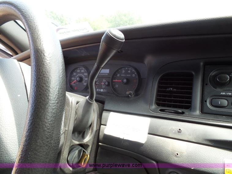 image for item J4863 2008 Ford Crown Victoria Police Interceptor