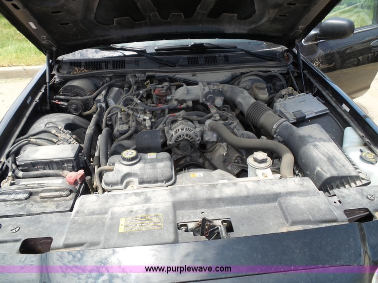 image for item J4863 2008 Ford Crown Victoria Police Interceptor