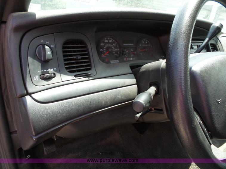 image for item J4864 2006 Ford Crown Victoria Police Interceptor