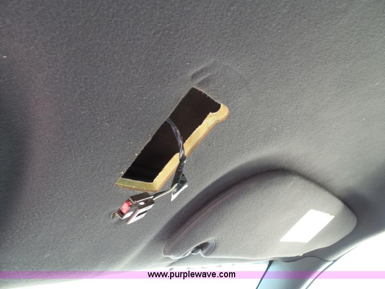 image for item J4864 2006 Ford Crown Victoria Police Interceptor