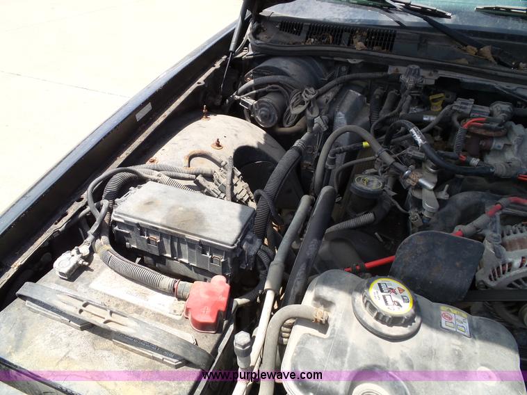 image for item J4864 2006 Ford Crown Victoria Police Interceptor