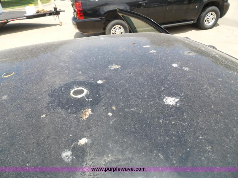 image for item J4864 2006 Ford Crown Victoria Police Interceptor