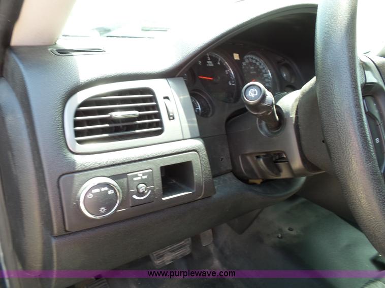 image for item J4865 2009 Chevrolet Tahoe Police SUV