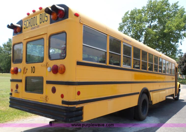 image for item J4889 1992 International 3800 school bus