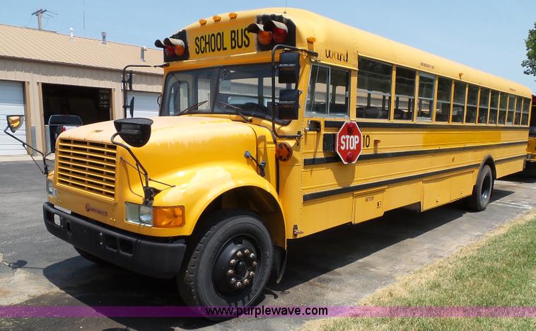 image for item J4889 1992 International 3800 school bus