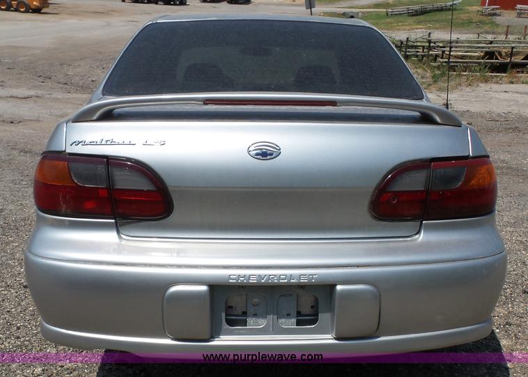 image for item J4901 2002 Chevrolet Malibu LS