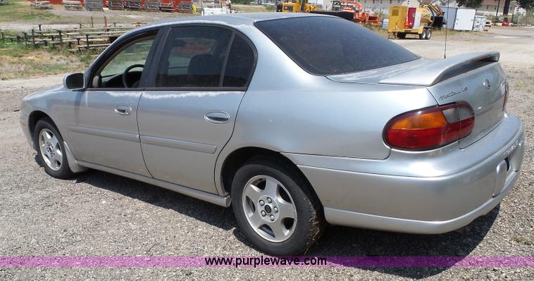 image for item J4901 2002 Chevrolet Malibu LS