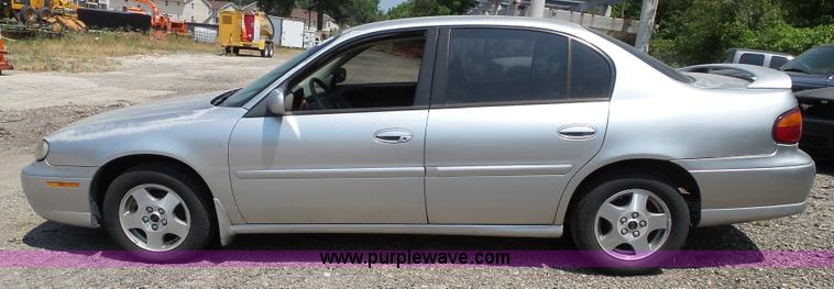 image for item J4901 2002 Chevrolet Malibu LS