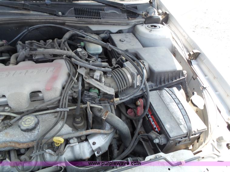 image for item J4901 2002 Chevrolet Malibu LS