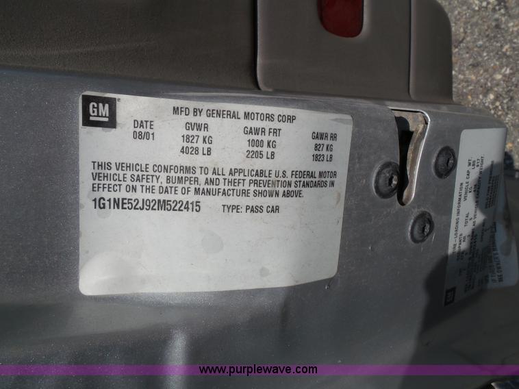 image for item J4901 2002 Chevrolet Malibu LS