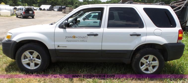image for item J4912 2006 Ford Escape SUV