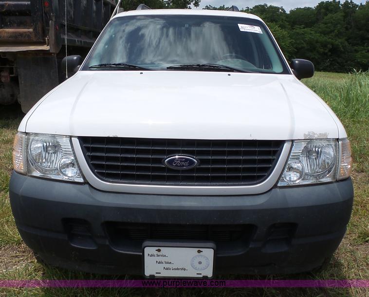 image for item J4914 2005 Ford Explorer SUV