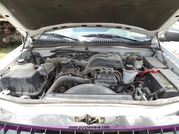 image for item J4914 2005 Ford Explorer SUV