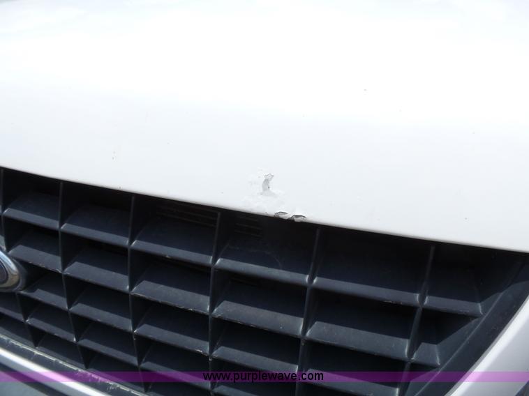 image for item J4914 2005 Ford Explorer SUV