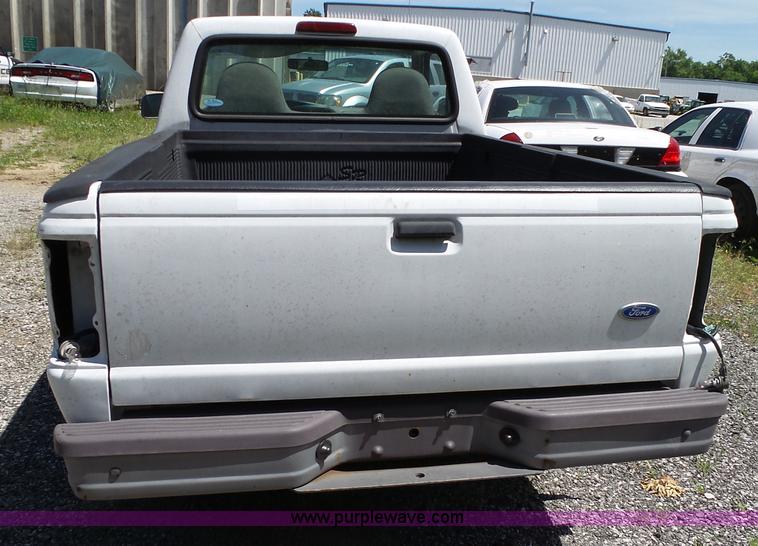 image for item J4919 1997 Ford Ranger pickup truck