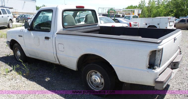 image for item J4919 1997 Ford Ranger pickup truck