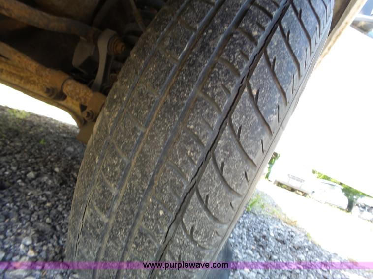 image for item J4919 1997 Ford Ranger pickup truck