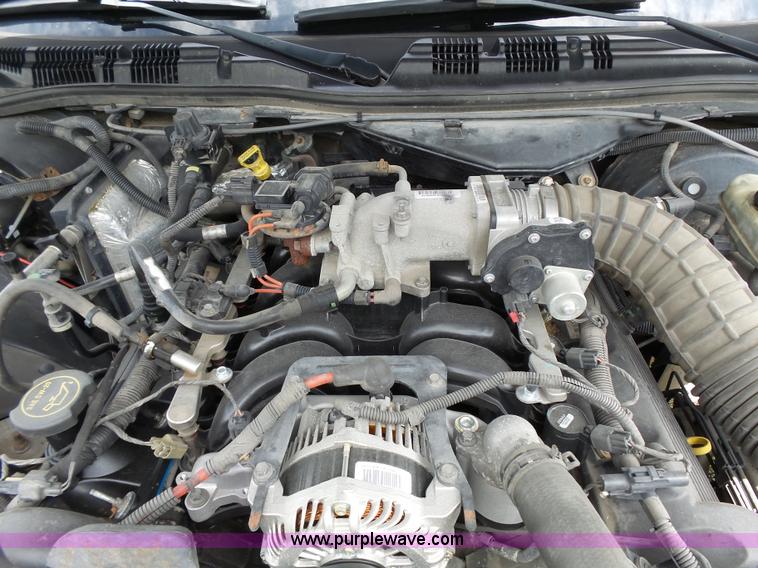 image for item J4920 2005 Ford Crown Victoria Police Interceptor