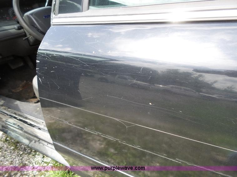 image for item J4920 2005 Ford Crown Victoria Police Interceptor