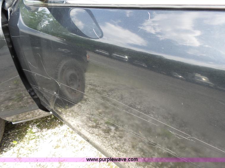 image for item J4920 2005 Ford Crown Victoria Police Interceptor