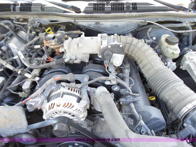 image for item J4920 2005 Ford Crown Victoria Police Interceptor