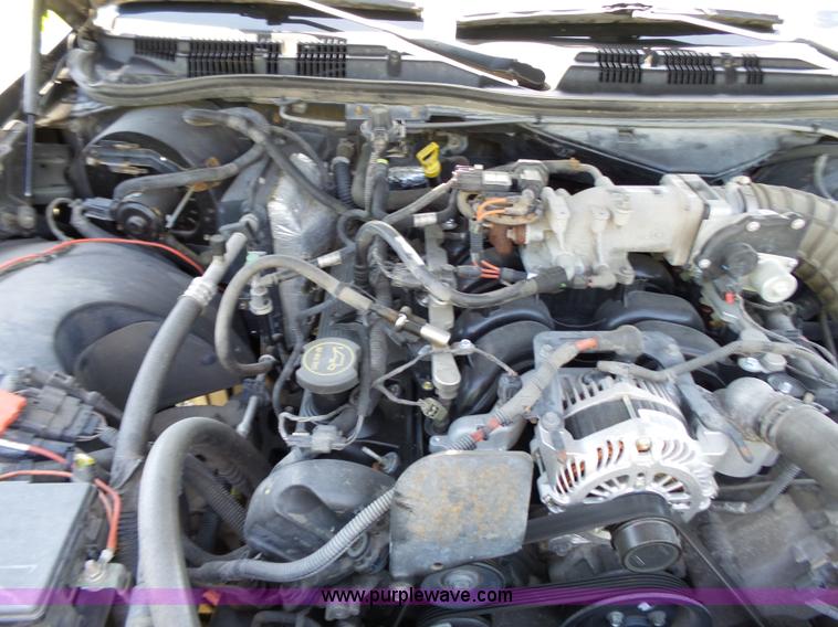 image for item J4920 2005 Ford Crown Victoria Police Interceptor