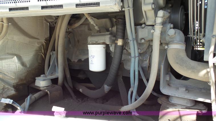 image for item J4923 2006 Elgin Pelican Series P street sweeper