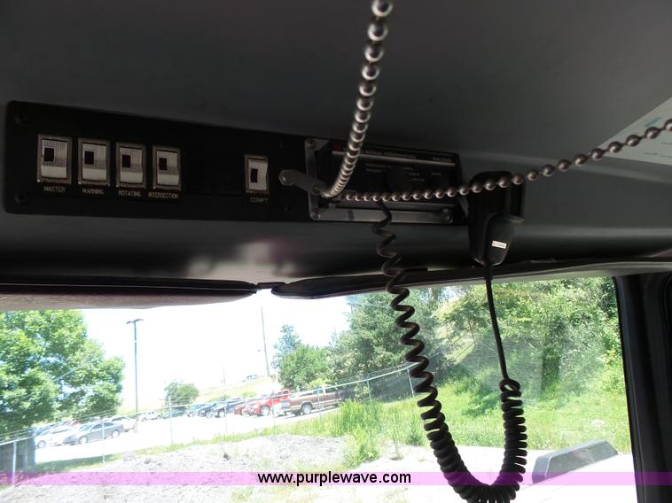 image for item J4925 1993 Freightliner FL80 fire truck