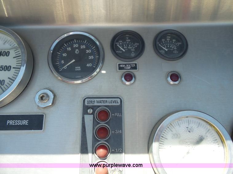 image for item J4925 1993 Freightliner FL80 fire truck